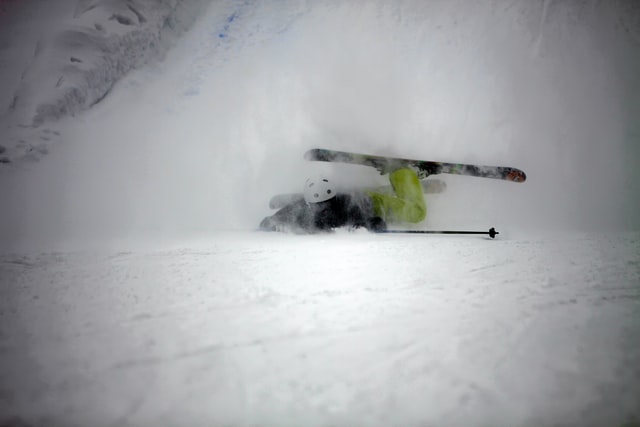skier crashing